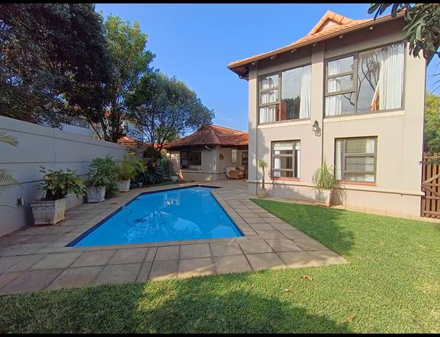 4 BEDROOM HOUSE FOR SALE IN PORT ZIMBALI ESTATE